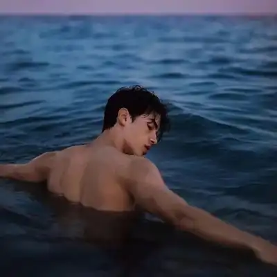 唐依童
